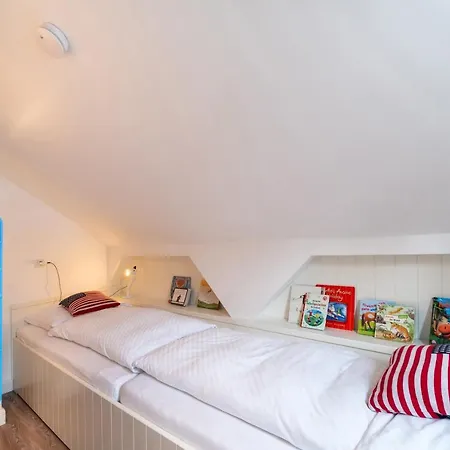 Holiday home Haus Am Park Wyk auf Foehr